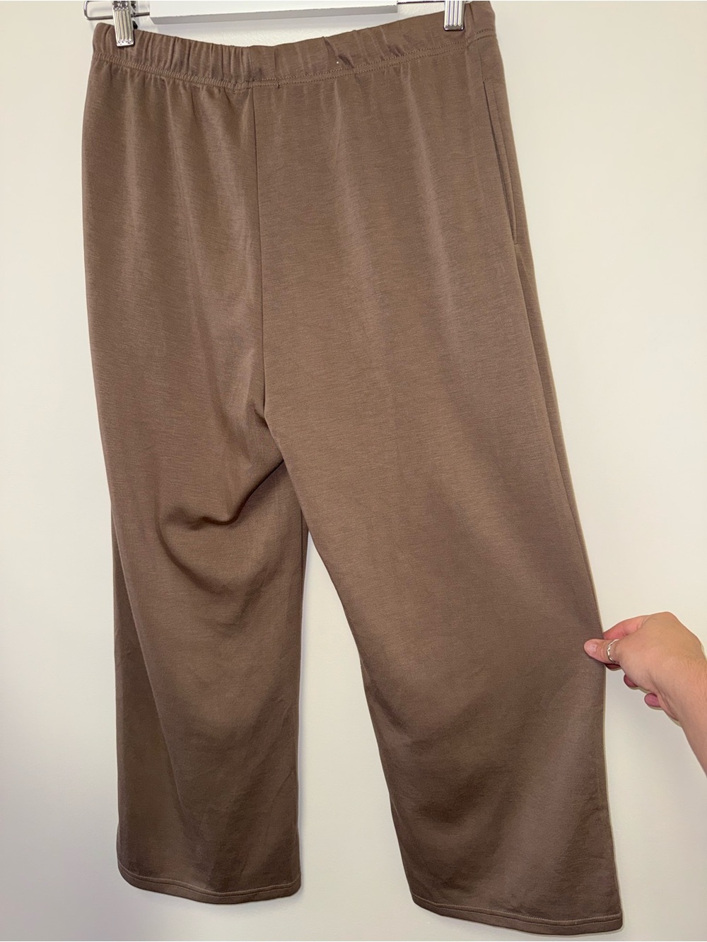 Sampeel (Medium) Brown 2 Piece Set - Sleeveless High Neck Top & Cropped Pants - Picture 7 of 8